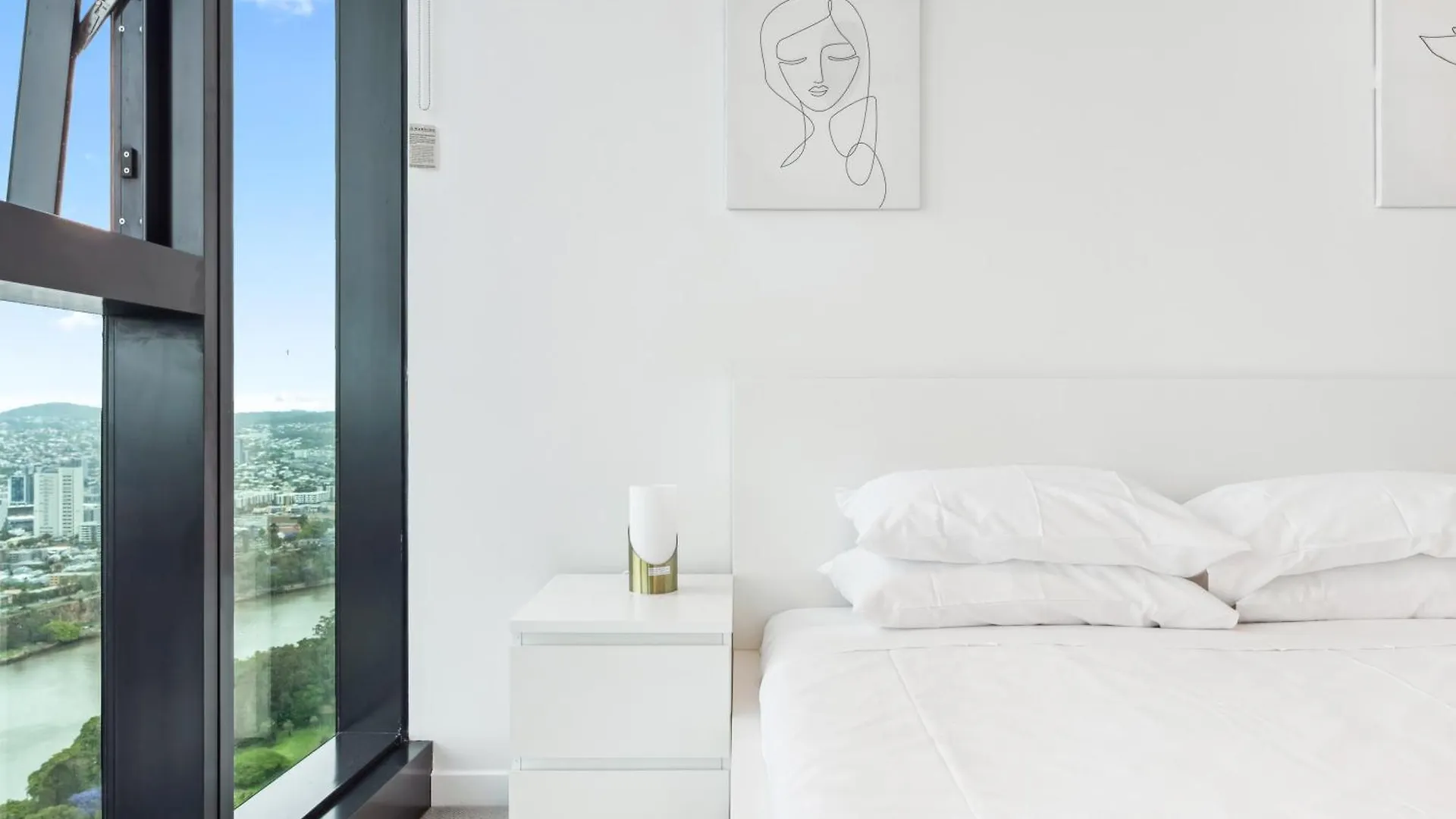 דירות בריסביין Huge 3Bed 3Bath Skyhigh View